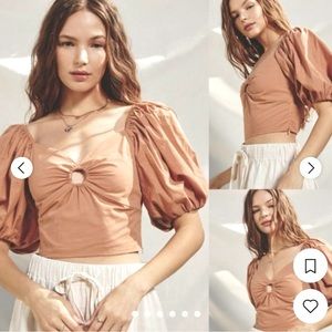 White Abercrombie & Fitch Puff Sleeve Poplin O-Ring Crop Top.